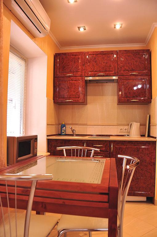 Apartments Lesi Ukrainki 25 Lviv Eksteriør bilde